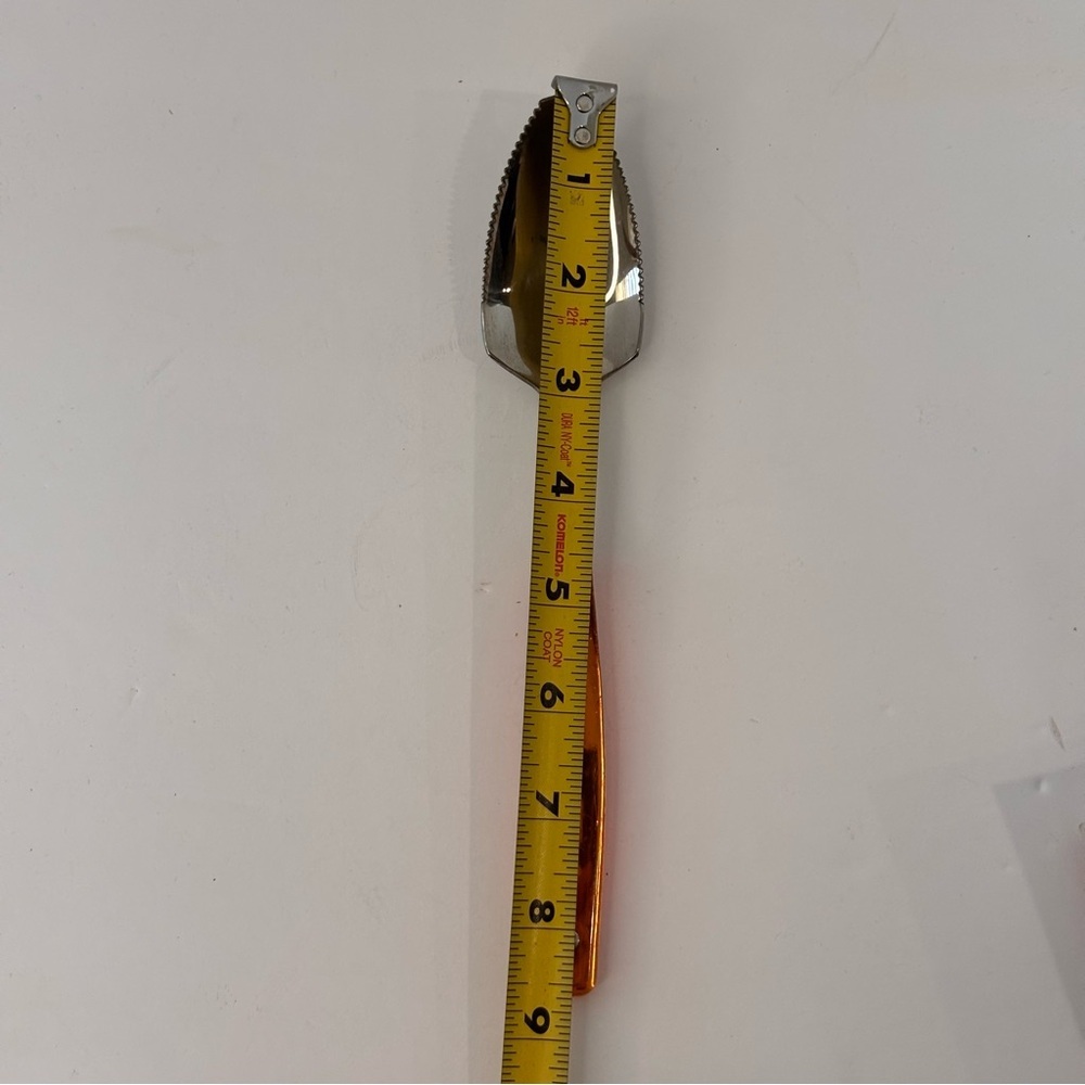 Vtg MCM Grapefruit Spoon With Orange 3 Rivet Acrylic Handle - Picture 8 of 8